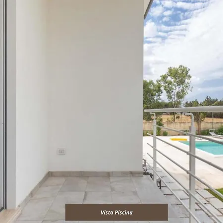 Tempi Nuovi Pool & - Salento Selection * Лечче